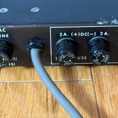 Crown D-40 Dual Channel, Solid State Stereo Power Amplifier, Very Good Condition image 12