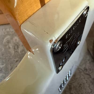 Fender Eric Johnson Stratocaster with Maple Fretboard 2005 - Present - White Blonde image 15