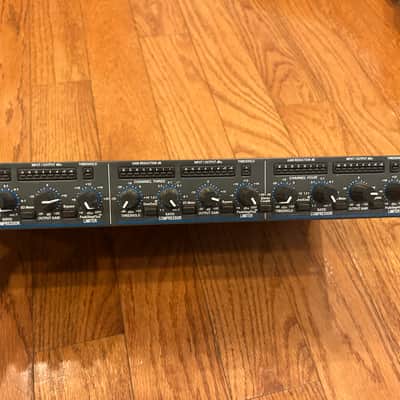 DBX 1046 4-Channel Analog Compressor/Limiter (FULLY TESTED) image 3