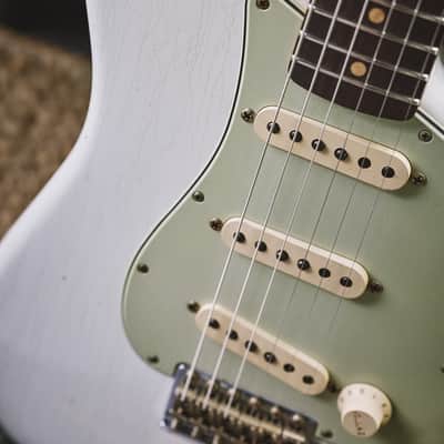 Fender Custom Shop ’63 Stratocaster Chambered Olympic White Journeyman Relic image 5
