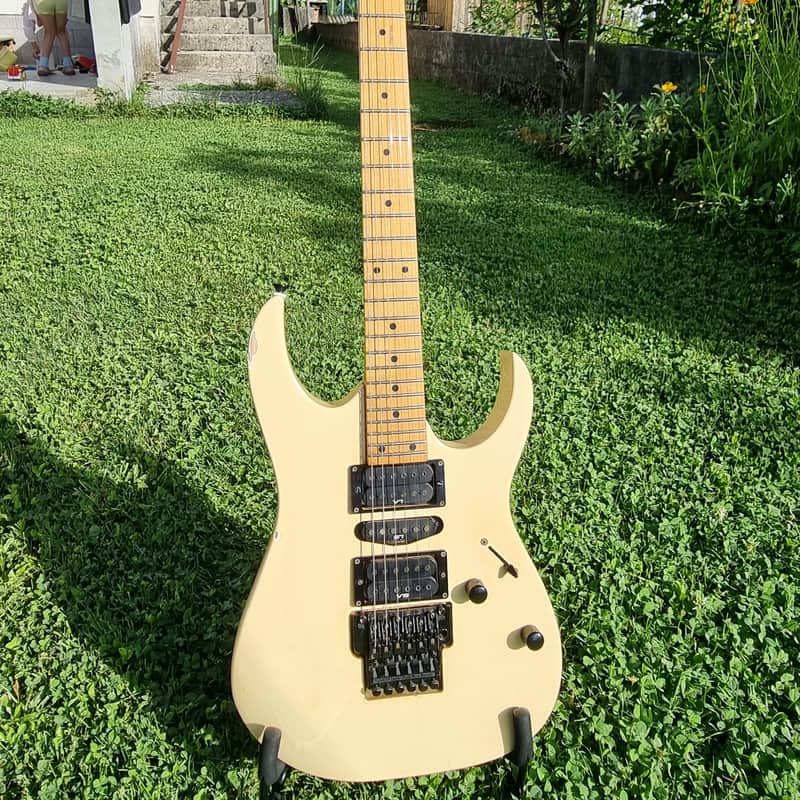 Ibanez RG570M (rare) 1994 ash body, made in japan, Vintage white