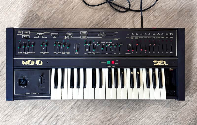 Siel Mono // Wicked Italian Analog Vintage Synthesizer // Project image 1