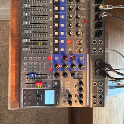 Zoom LiveTrak L-12 Digital Mixer / Recorder 2010s - Grey / Blue image 1