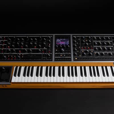 MOOG ONE 16 VOICE : B-STOCK : [DETROIT MODULAR]