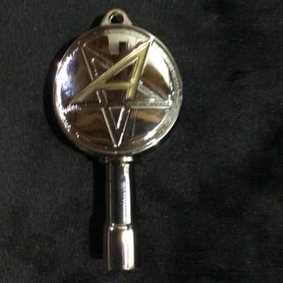 Charlie Benante - Anthrax - Chrome - Signature Drum Key image 2