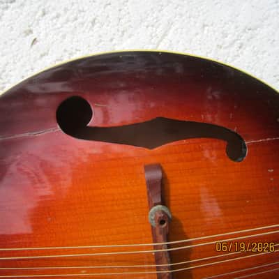 Gibson A-50 Mandolin, 1944, Sunburst, Maple Back & Sides, Case image 6