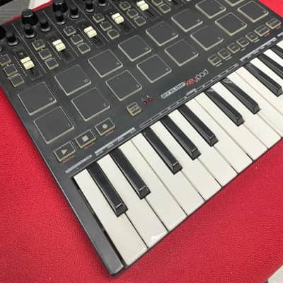 Reloop KeyPad Compact 25-Key MIDI Controller 2010s - Black image 2