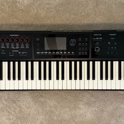 Roland FA-08 88-Key Music Workstation 2016 - Black