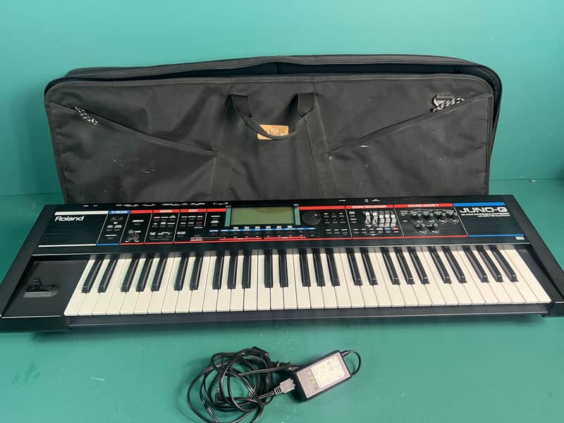 Roland Juno G 61-Key 128-Voice Expandable Synthesizer 2006 - 2007 - Black with bag image 1
