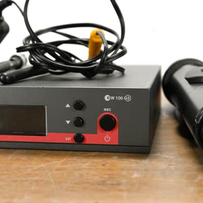 Sennheiser ew 100 G3 Handheld Wireless System - A Range: 516-558 MHz CG0118G image 3