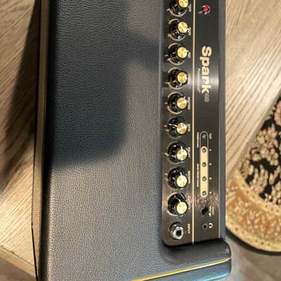 Positive Grid Spark 40 40-Watt 2x4" Modeling Guitar Combo 2020 - Present - Black image 3