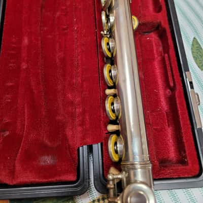 Yamaha YFL-211-(closed hole)Flute-2026 - Silver Plated- Beautiful! image 8