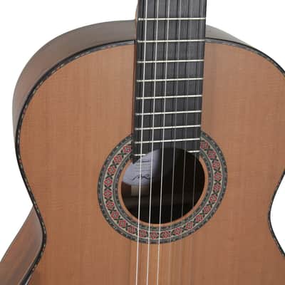 Manuel Rodriguez D-C MAGISTRAL Series All Solid 4/4 Size Armrest Solid Cedar Top Nylon 6-String Classical Acoustic Guitar image 6