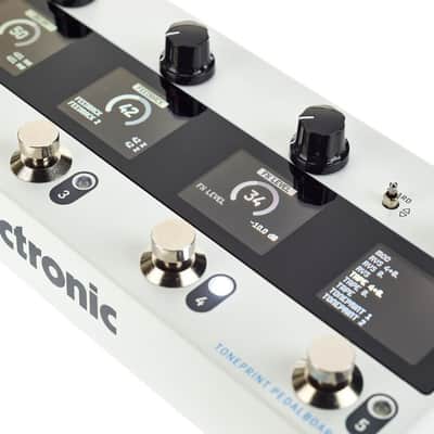TC Electronic Plethora X5 TonePrint Multi-Effects Pedalboard image 6