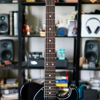 Veritas Custom Texas Miracle Black & Silver Roasted Neck Longhorns 2026 image 15