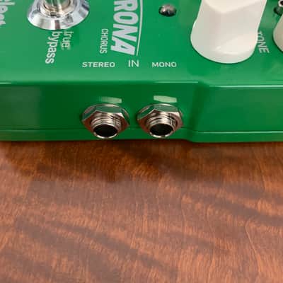 TC Electronic Corona Chorus 2011 - Present - Green image 4