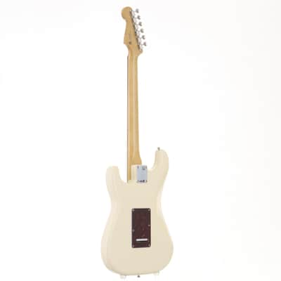 FENDER MExICO Vintera '60s Stratocaster with Pau Ferro Fingerboard in Olympic White [Mx21201387] (08/24) image 15