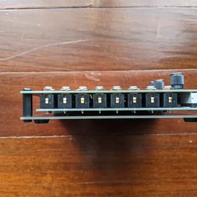 Plinky 8-voice Polyphonic Touch Synthesizer 2021 Black image 4