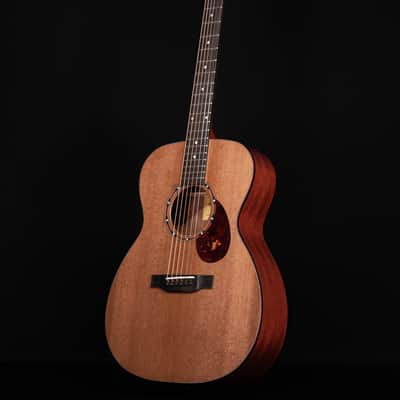 Eastman E2OM, Natural Cedar Top image 6