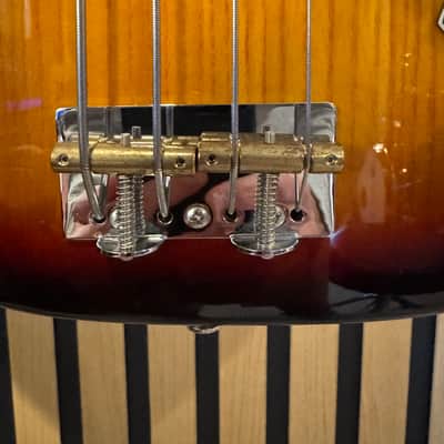 Squier Vintage Modified Precision Bass TB 2008 - 2012 - 3-Color Sunburst image 4