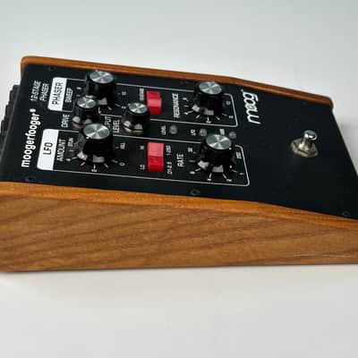 Moog MF-103 Moogerfooger 12-Stage Phaser 1999 - 2018 - Black image 6