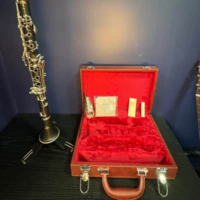 Buffet Crampon E11 Bb Clarinet image 4