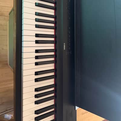 Yamaha P125A 88-Key Digital Piano - Black image 7