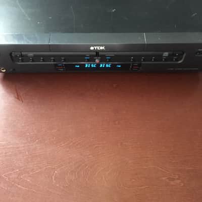 TDK DA-5900 4x Digital Audio Cd Recorder 2002 Black image 1