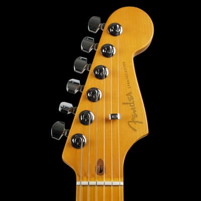 fender American Ultra II Stratocaster In Avalanche image 5