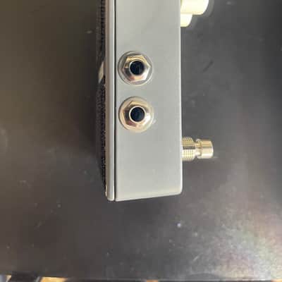 Electro-Harmonix Guitar Mono Synth 2019 - Present - Gray / Yellow image 6