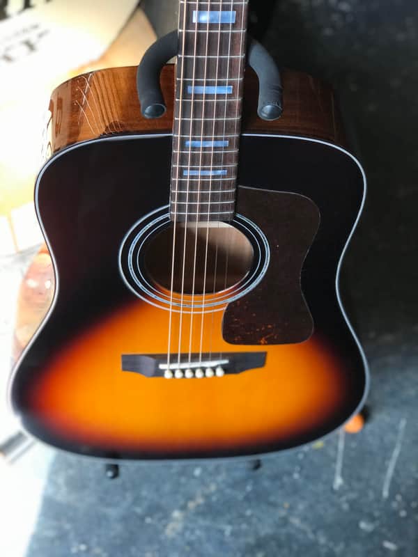 Guild D40T (Traditional) Deluxe GSR Sweetwater image 1