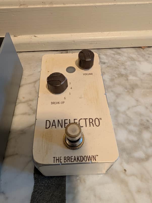 Danelectro The Breakdown