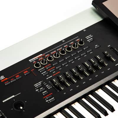 Korg Oasys Owned by Travis Barker image 9