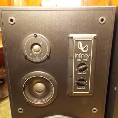 Infinity SM 122 3-Way Floor Standing Speakers Black image 3