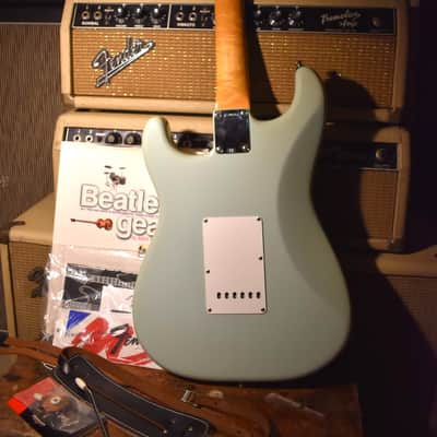 Fender Stratocaster Beatles Gear FSR 2001 Sonic Blue image 4