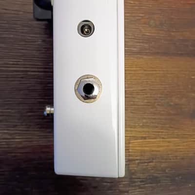 RARE Lovepedal COT 50 Gold (3-Knob) White image 2
