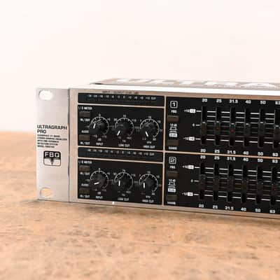 Behringer ULTRAGRAPH PRO FBQ3102 Dual 31-Band Graphic Equalizer CG01NNK image 5