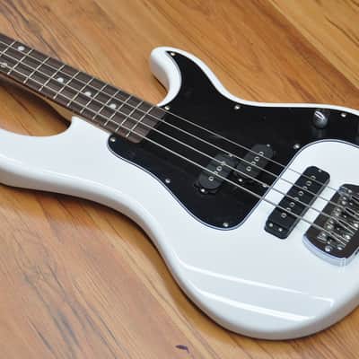 G&L Tribute SB-2 Gloss White image 5