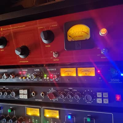 D.W. Fearn VT-1 Single Channel Tube Mic Preamp 2022 - Red image 1