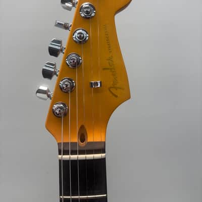 Fender American Ultra II Stratocaster with Ebony Fretboard 2024 - Present - Ultraburst image 7