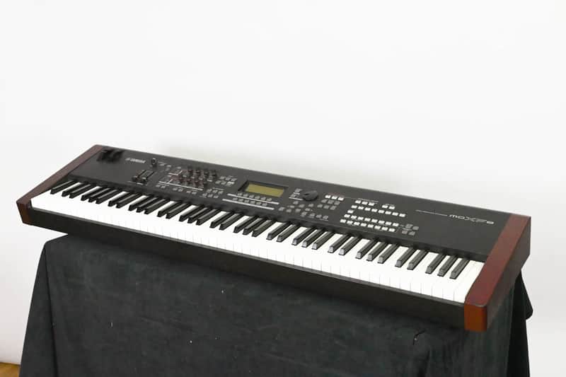 Yamaha MOXF8 88-Key Synthesizer Workstation (NO POWER SUPPLY) CG012M3 image 1