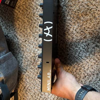 Arturia MiniLab MKIII 25-Key MIDI Controller 2022 - Present - Deep Black image 2