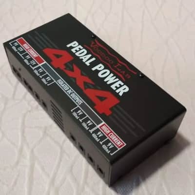 Voodoo Lab Pedal Power 4x4 8-output Isolated Guitar Pedal Power Supply ( EU cable ) image 5