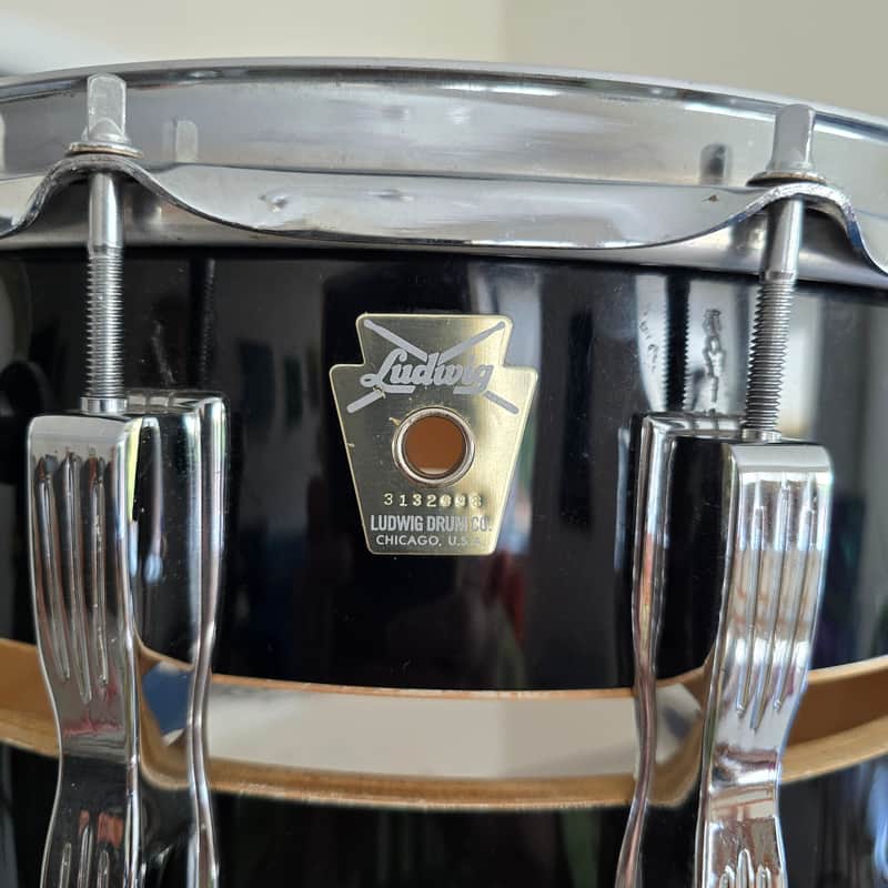 Ludwig Coliseum Slotted Snare 12 Lug 1980 - Black image 1