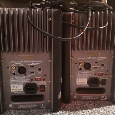 Tapco S-5 Monitors Pair image 2