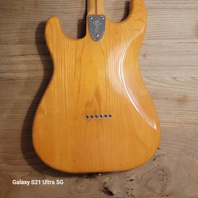 1977 Fender Hardtail Stratocaster with 3-Bolt Neck, Maple Fretboard - Natural image 4