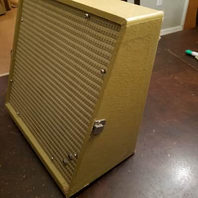 Audiomatic Empty vintage MCM speaker cabinet for 8" driver 1956 - gold woven cloth and alligator skin Tolex image 14