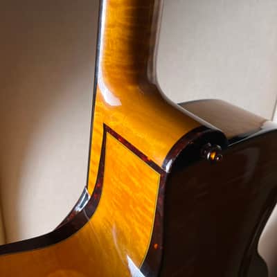 JR Zeidler Jazz Deluxe Special 18" Archtop image 9