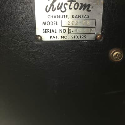 Kustom 302-PA Tuck and Roll image 2