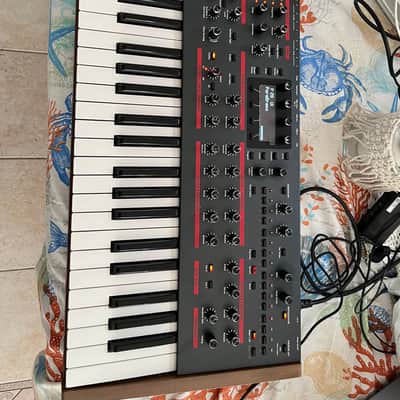Dave Smith Instruments Pro 2 44-Key Monophonic / Paraphonic Synthesizer 2014 - 2018 - Black with Wood Sides image 7